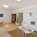 3 Bedroom Beautiful In Vakantiehuis
