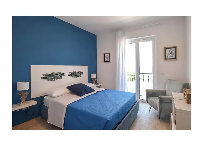 3 Bedroom Beautiful In Casa de Férias *